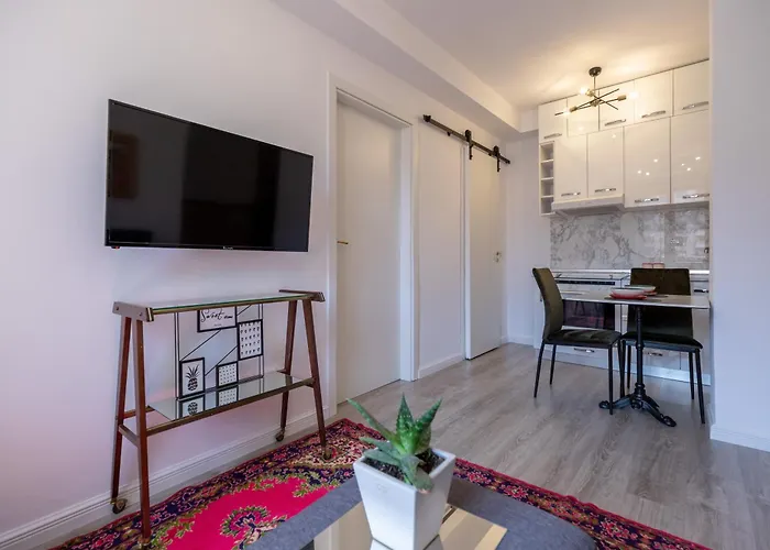 Garden Apartment's Apartahotel 3*