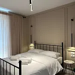Garden Apartment's 3*