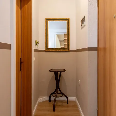 Garden Apartment's 公寓式酒店 3*