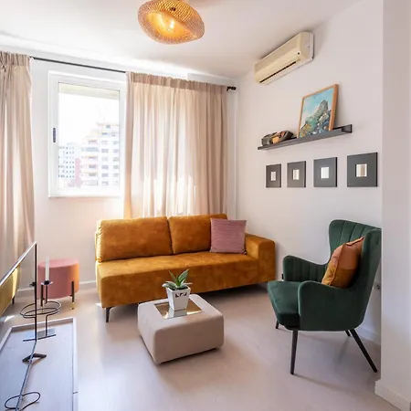 Garden Apartment's