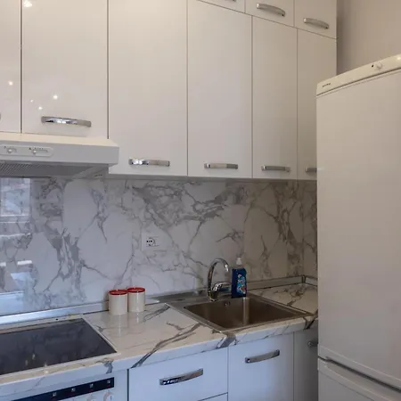Garden Apartment's *