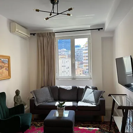 Garden Apartment's 3* 地拉那