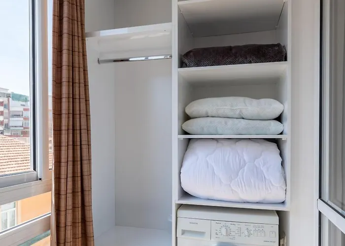 Garden Apartment's 3*